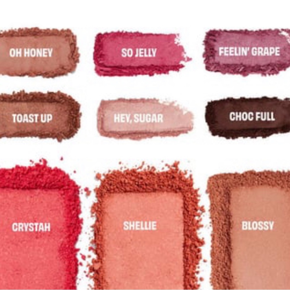 Benefit Limited Edition-Treat Yourself, Gorgeous! Eyeshadow palette and Blush X3 - Picture 4 of 4